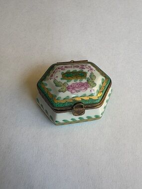 Limoges Hand-Painted Ceramic Hexagon Trinket Box - White & Green Floral